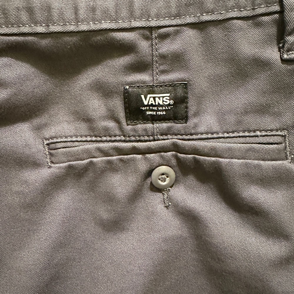 Vans Gray Casual Pants Size 31 Excellent condition